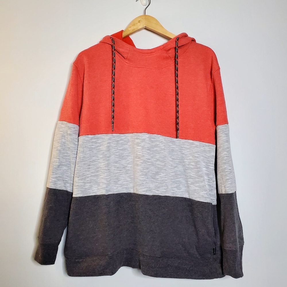 Departwest Men' Multicolored block pull over sweatshirt Size XL Great condition